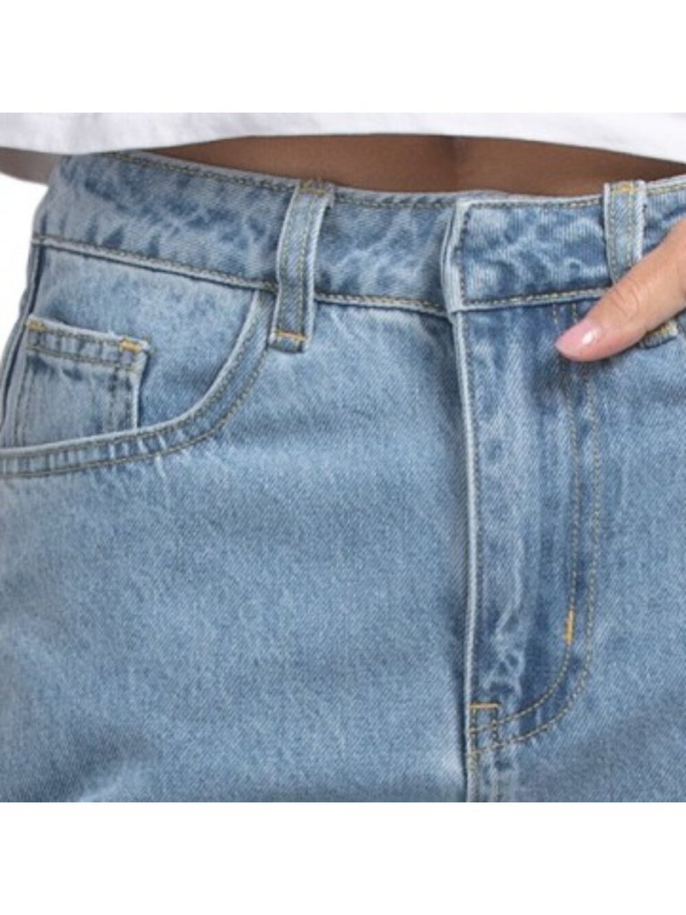 ENDLESS ROSE Mid Rise Side Buttoned Jeans - Picture 3 of 4